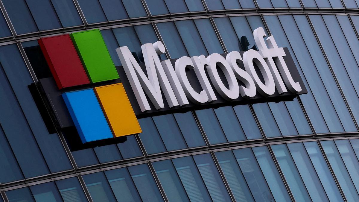 Microsoft lancia Agent Mode con modelli AI Anthropic in Office