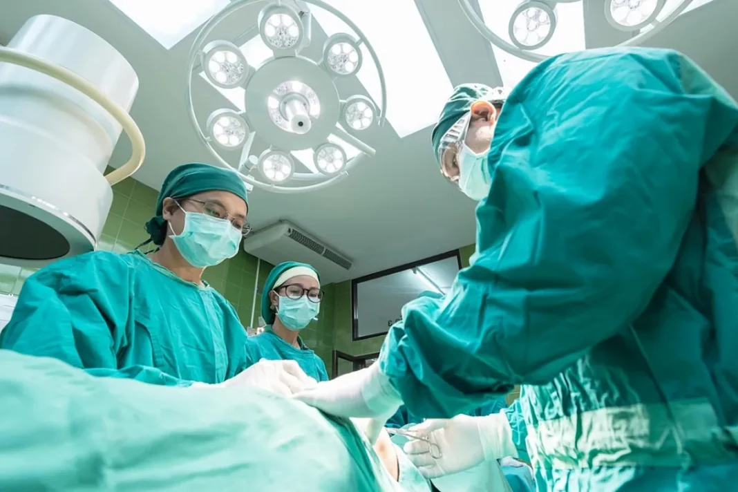 AI migliora la diagnosi precoce del cancro al pancreas da TAC