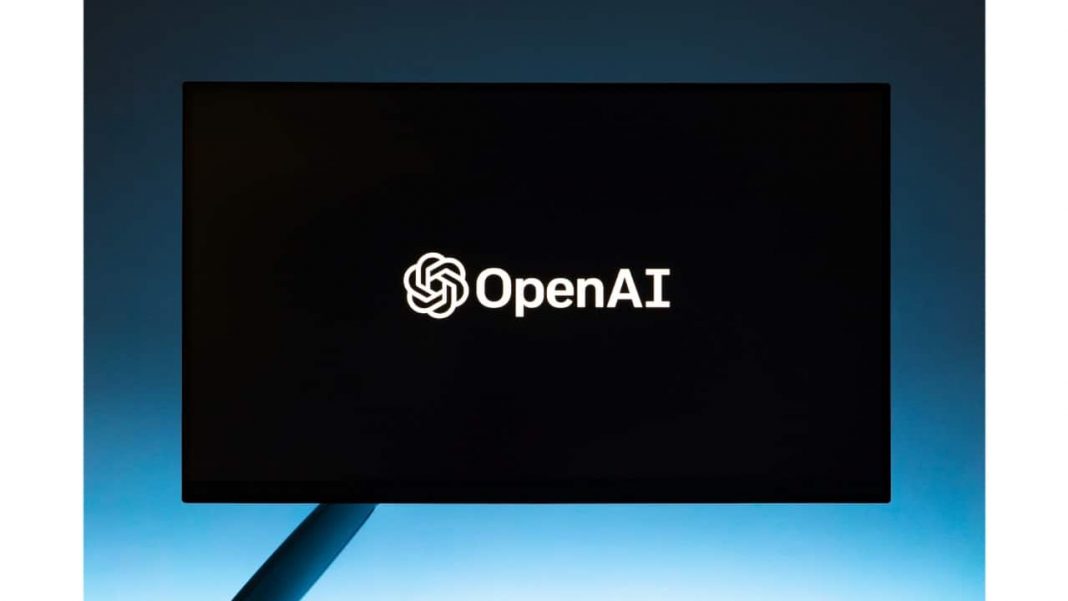 OpenAI lancia chat di gruppo in ChatGPT